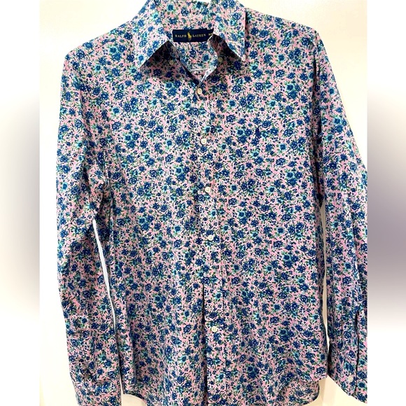 Ralph Lauren Tops - Ralph Lauren Shirt Women’s  Medium Button Down Long Sleeve Floral Design